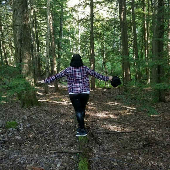 Meet your Posher, Korie - Picture 1 of 1